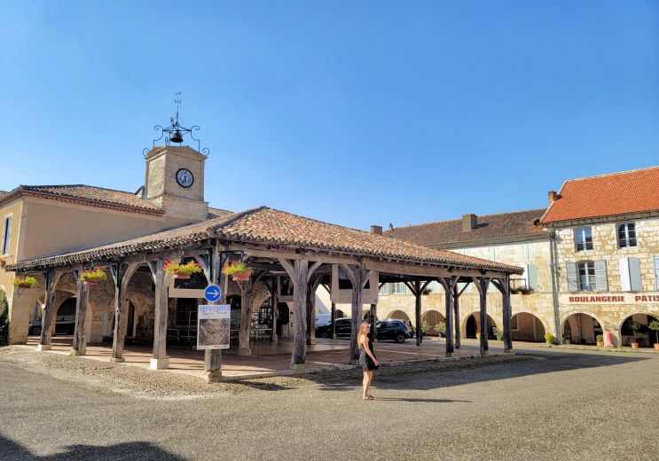 Visit Saint-Clar de Lomagne, the capital of wh ...