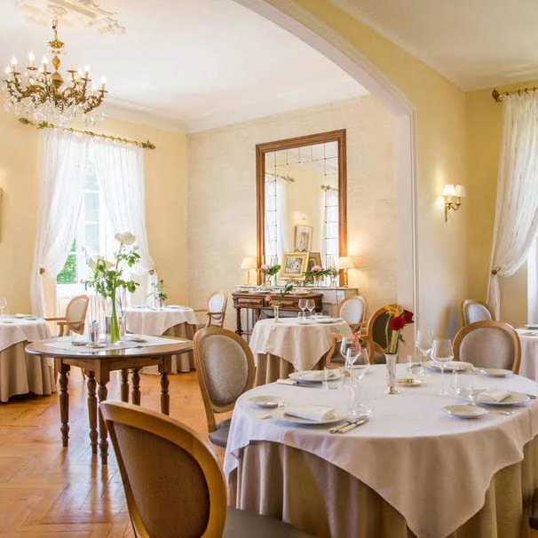 Château Bellevue - Hôtel Spa *** - gastronomic restaurant in Cazaubon Barbotan les Thermes